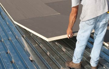 benefits of insulating White Roothing Or White Roding flat roofing
