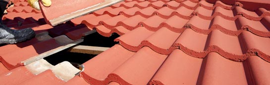 compare White Roothing Or White Roding roof repair quotes
